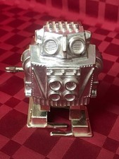 VINTAGE SPACE TOY ROBOT WIND UP USSR SOVIET RUSSIA ORIG KEY WORKS picture