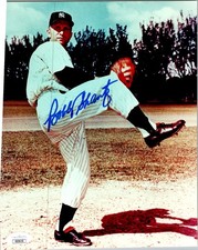 Bobby Shantz MLB Baseball Signed New York Yankees Autographed 8x10 Photo MVP picture