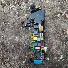 2017-2019 Infiniti QX30 Front Relay/Fuse Box Junction/SAM module, USED, OEM picture