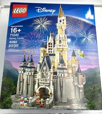 LEGO Disney 71040 Disney Castle 2016 New Sealed Retired picture