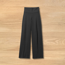 NWT Vuori Women's Halo Easy Wideleg Pant, Regular, Solid Black picture