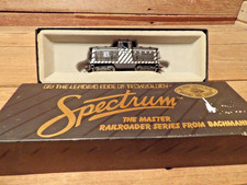 1988 Bachmann Spectrum 41-0800-02 Santa Fe GE 44 Ton Switcher #463 HO scale picture