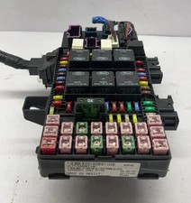 2003-2004 Ford Expedition Engine Fuse Box Assembly OEM picture