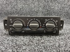 2000-2002 Chevy Tahoe GMC Yukon Temperature Climate Control Unit A/C 15060162 12 picture