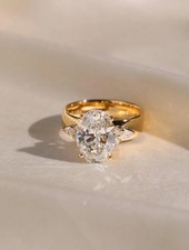 IGI 4.25CT Oval-Cut Lab Grown Diamond Solitaire Wedding Ring 14k Yellow Gold picture