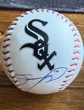 Sammy Sosa Signed Chicago White Sox Official Major League Baseball Beckett rare picture