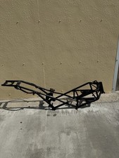 2000-2005 Ducati Monster 750 M750 Main Frame Chassis picture