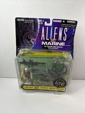 2 Pack  Aliens vs Marine Drake VS Alien Arachnid Rapid Fire Sound Acid Squirt picture