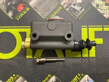 CLARK Forklift Brake Master Cylinder #1319361 Key #23.150 C500 picture