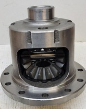 Dana 60 Trac Lok limited slip, 4-series, 35 spline axle. Nitro Gear and Axle picture