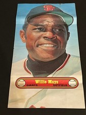 1972 Topps Poster-- Wllie Mays-- San Francisco Giants--- 9 7/16