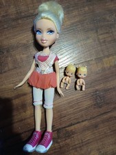 VTG 2001 Bratz World Familiez Babysitter Cloe W/ Original Clothing picture
