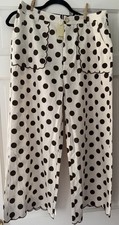 BNWT  Jodifl Ivory and Brown Polka Dot Scallop Hem Pants, Size Large picture