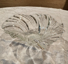 MWT- Mikasa Crystal Belle Epoque Swirl Wave Design 7” Bowl picture