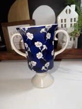  3 sitesThis Midwest of Cannon Falls vase wall pocket planter  picture
