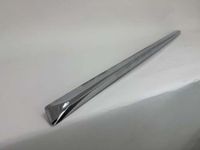 15876406 OEM 07-14 Cadillac Escalade FRONT RIGHT PassengerSide Door Molding Trim picture