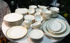 Homer Laughlin Eggshell Georgian China Set 85 piece set picture