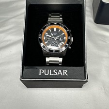 PULSAR (by Seiko) MEN'S VD53-X011 MODERN CHRONOGRAPH WATCH Works Great picture