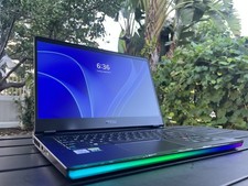 MSI GE66 Raider 10SF-239US i7-10750H/RTX 2070/1080p 144HZ/16GB RAM/1 TB SSD/RGB picture