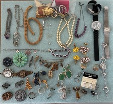 40+ Pc Vintage Costume Jewelry Lot Signed Brooches Necklaces Earrings Watch + picture