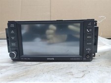 2008-2010 Jeep Wrangler Radio Display Receiver W/O Navigation ID REN W/Satellite picture
