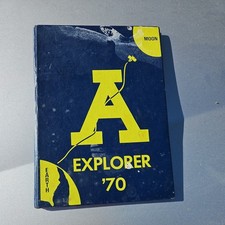 Rochester Hills MI Avondale Junior High School yearbook 1970 Michigan picture