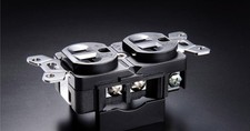 FURUTECH GTX-D(G) Hi-Performance 24k Gold-Plated over-copper Duplex-Receptacle picture