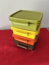 VINTAGE TUPPERWARE SQUARE AWAY STACKING SANDWICH KEEPER LOT of 4 picture