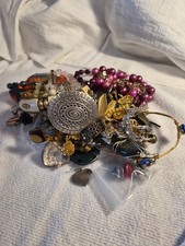 1pound Mystery Mixed Vintage And Artisan Pieces Of Jewelry That Are Wearable picture