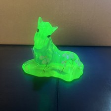 Fenton Glass Lime Green Horse Hand Painted Flowers UV Reactive picture
