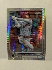 2022 Topps Chrome #1 Shohei Ohtani Prism Refractor Very Nice picture