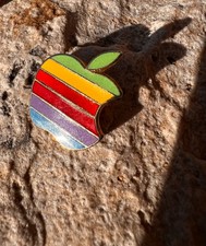 VINTAGE APPLE COMPUTER, INC; APPLE Macintosh LOGO PIN picture