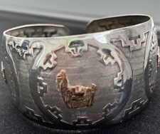 VINTAGE 18K & 925 STERLING PERUVIAN LLAMA INCAN CUFF BRACELET picture