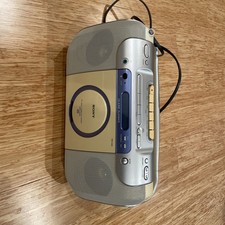 Sony CFD-E100 CD-R/RW AM/FM Radio/CD Player/Cassette Boombox Y2K picture