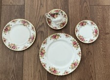 🔥 New Old Stock-Never Used Royal Albert Old  Country Roses 5Pc Place Set🔥 picture