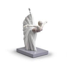 NEW -  Lladro Giselle Arabesque Ballet Figurine picture