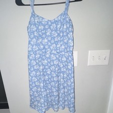 SHEIN Women's Blue White Floral V-Neck Strappy Smocked Short Sundress M picture