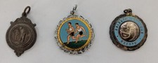 3 x Salesian college oxford football running & cricket pendant's picture