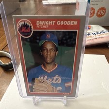 Fleer 1985 Dwight Gooden New York Mets #82 (RC) Baseball Card Base Set picture