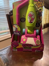 Barney’s World Clean Up Vacuum Cleaner picture