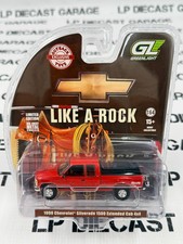 GREENLIGHT 1998 Chevrolet Silverado 1500 4x4 Victory Red 1:64 Diecast OBT picture