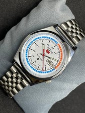 Vintage Seiko 5 Automatic Day/Date Japan Men's Wrist Watch picture