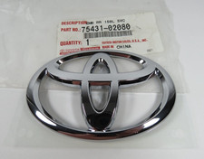 🎁2014-2016 Fit For TOYOTA COROLLA EMBLEM CHROME FRONT GRILLE 2014 - 2016 Badge picture