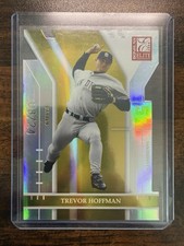 2004 Donruss Elite Status Gold Trevor Hoffman /24 Padres picture