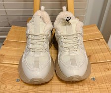Zara woman running shoes faux fur lined off white Chunky sneakers Size 6.5 NEW picture