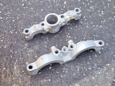 09 / 15 KAWASAKI KX450F CAMSHAFT CAM CAP TOWER HOLDER BRIDGE KX450 KX 450F 2012 picture