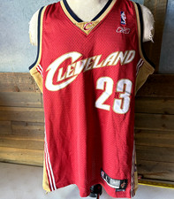VTG Cleveland Cavaliers Jersey Mens L Red Lebron James #23  Reebok Authentics picture