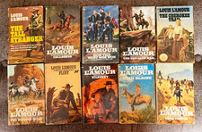 Louis L'Amour Lot Of 10 Western Paperback Books  picture