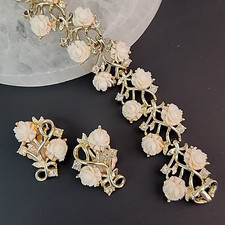 Vintage Emmons Rose Bracelet Clip On Earrings Set Cream Celluloid 5.75