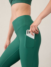 Athleta Plus 1X Interval Stash Pocket 7/8 Tight Leggings Green #821389 picture